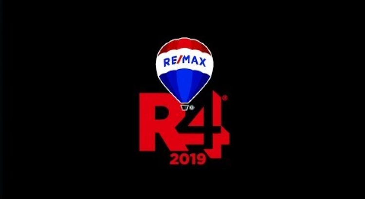 2019 RE/MAX R4 Convention Happy Faces